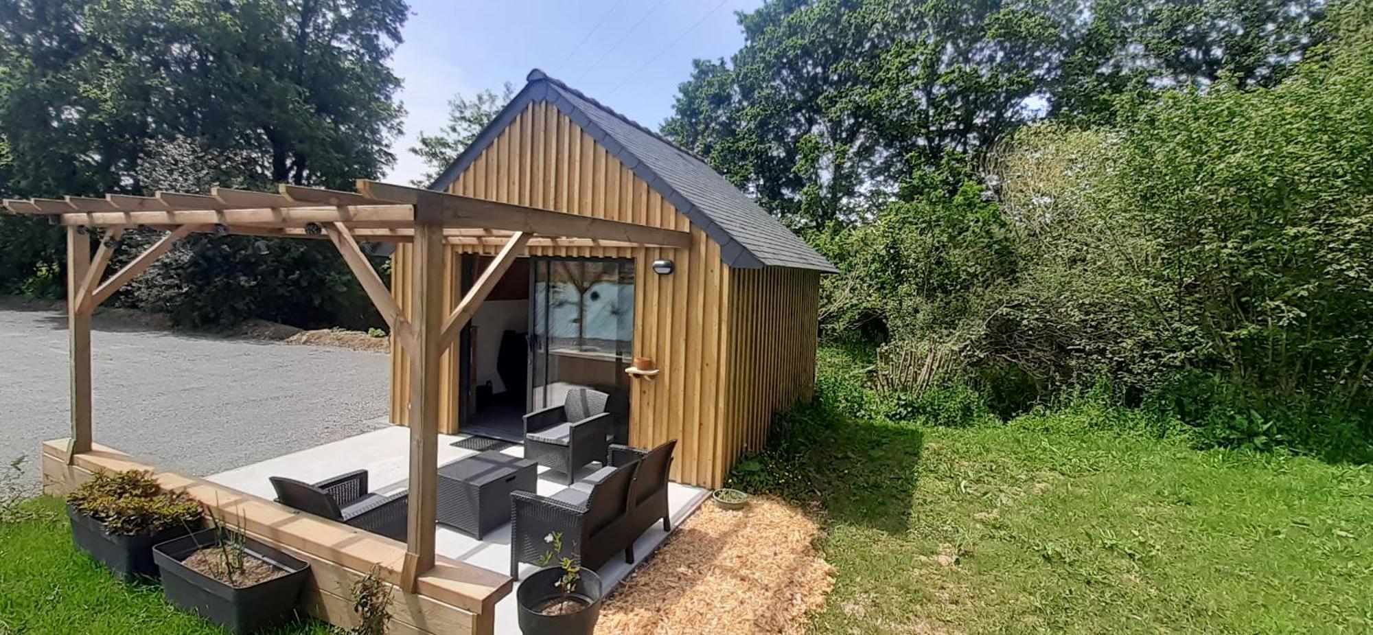 Chalets De Pont Cob Avec Spa Gouezec Exterior photo